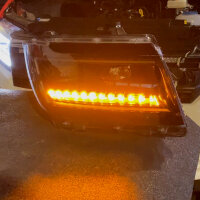 Scheinwerfer-Umbau - Dynamischer LED Blinker RGBW - passt für VW Crafter - MAN TGE